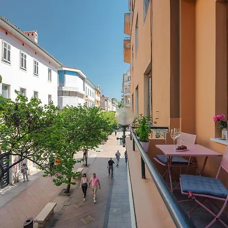 E&f Luxury Appartamento *